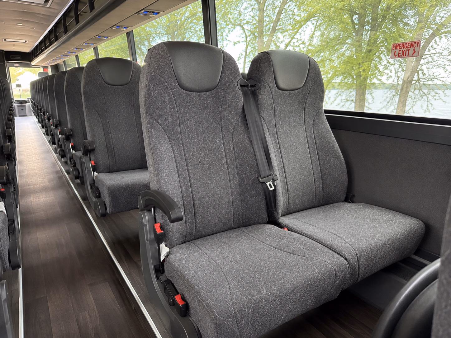 oracle park charter buses for giants games in san francisco